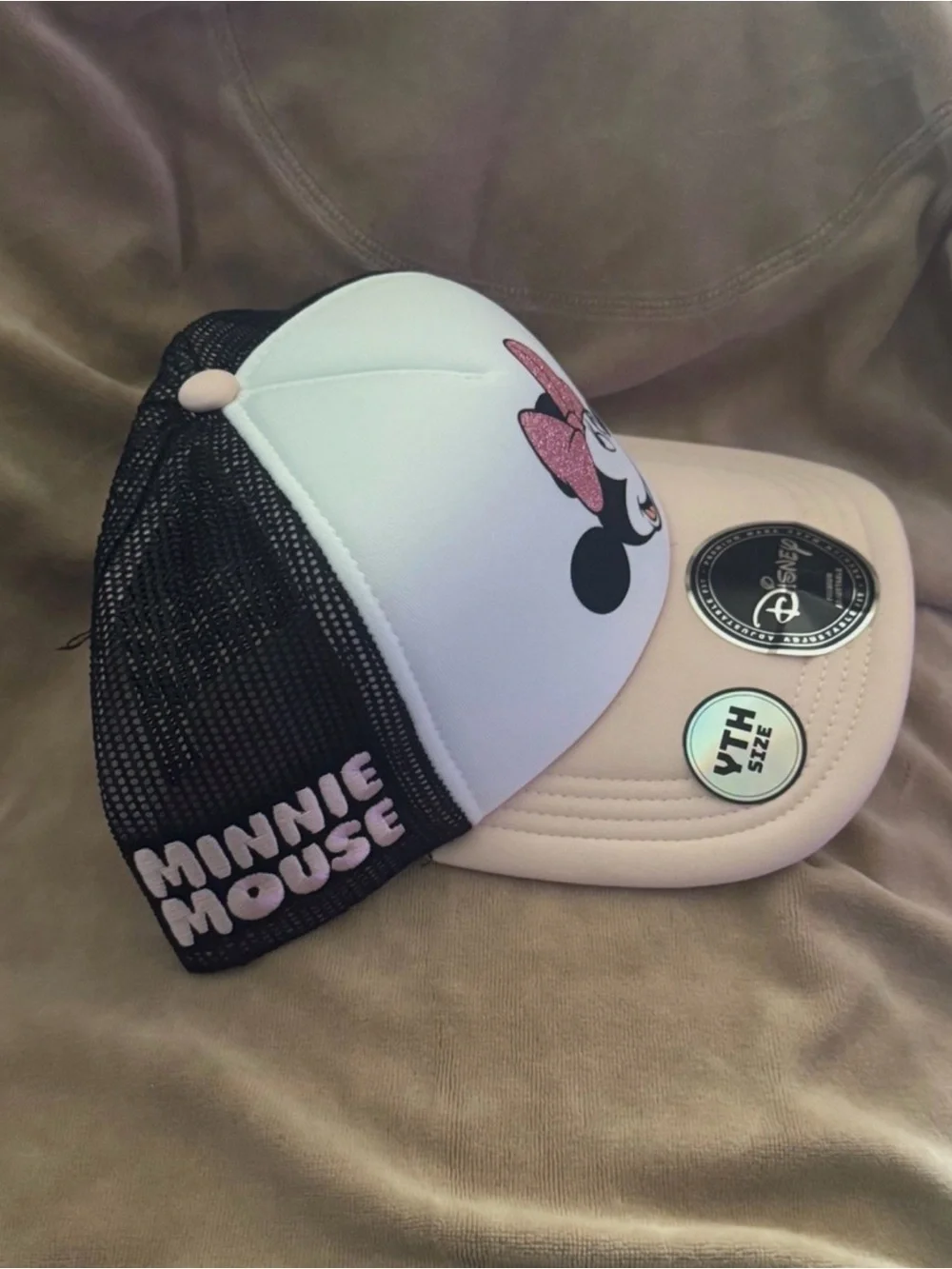 Disney playful minnie